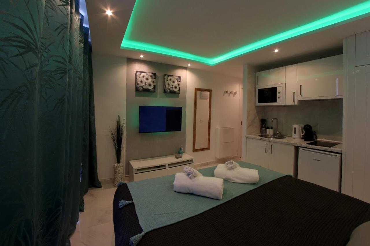Modern Studio With A Sea View And Pool Access Ponderosa 801 Playa de las Americas  Exterior photo